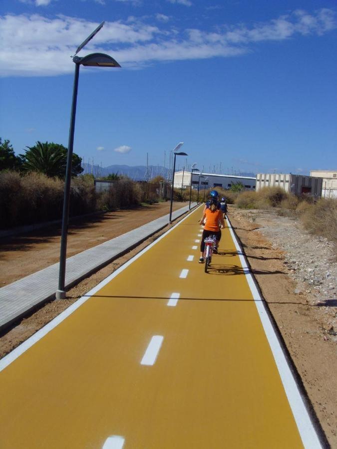 Sunshine Apartment - Appartamento Vicino Al Mare, Cagliari, Sardinia Esterno foto