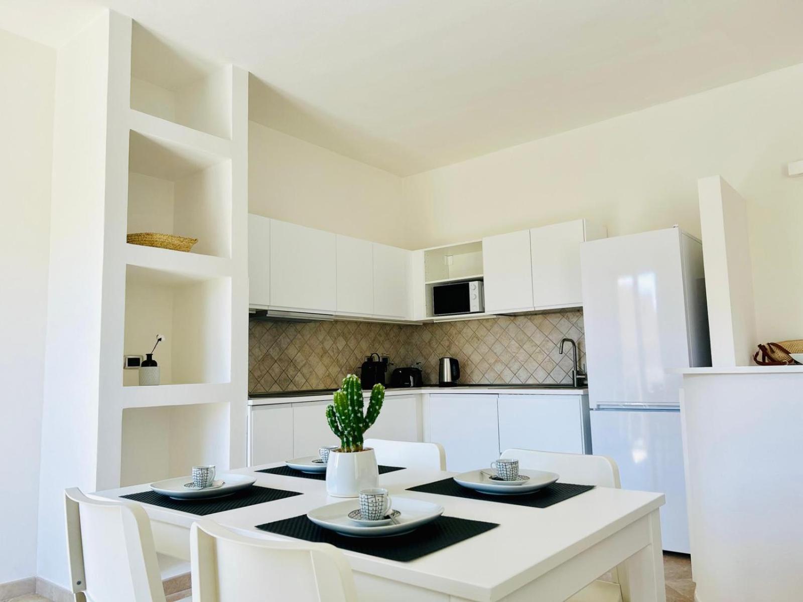 Sunshine Apartment - Appartamento Vicino Al Mare, Cagliari, Sardinia Esterno foto