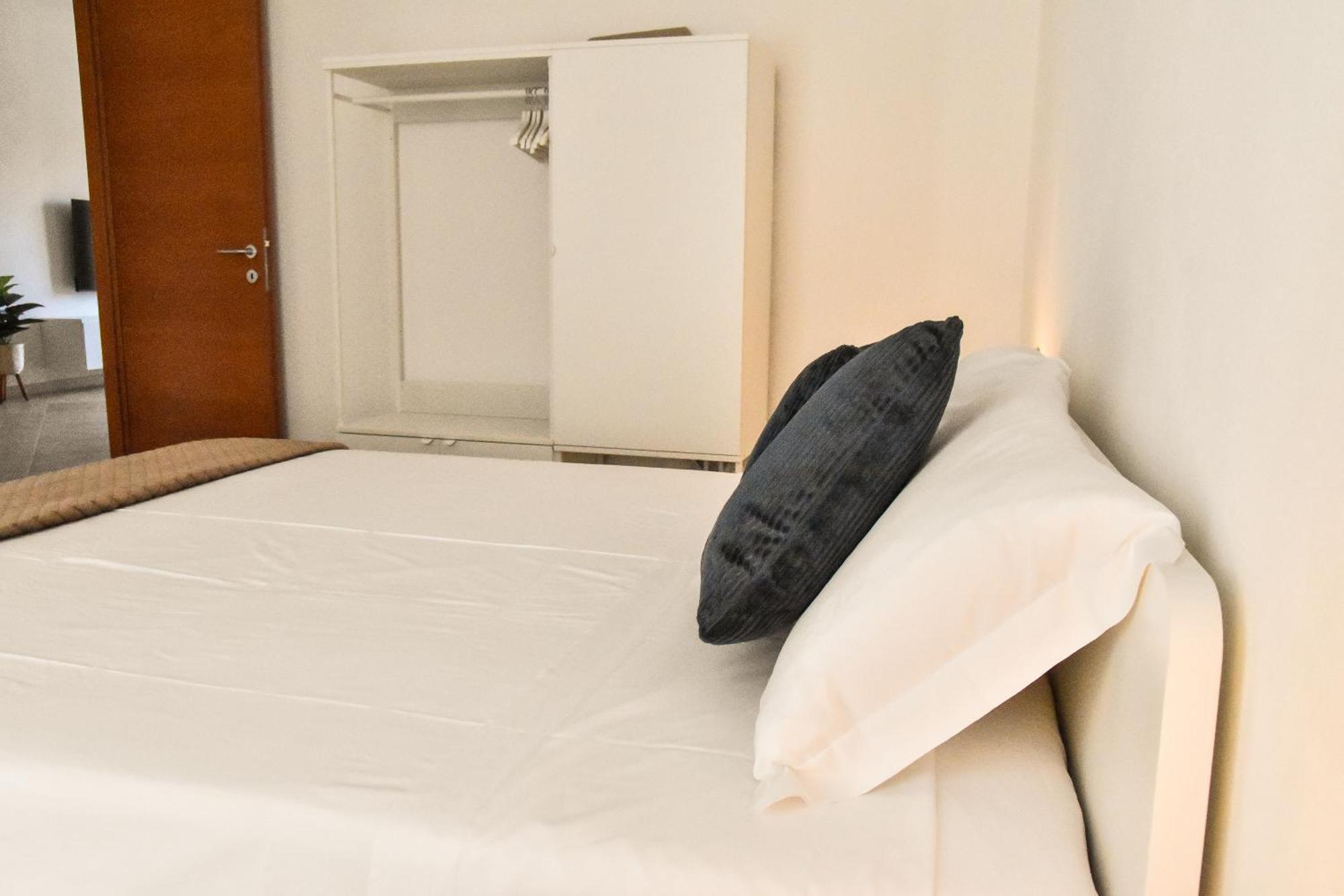 Sunshine Apartment - Appartamento Vicino Al Mare, Cagliari, Sardinia Esterno foto